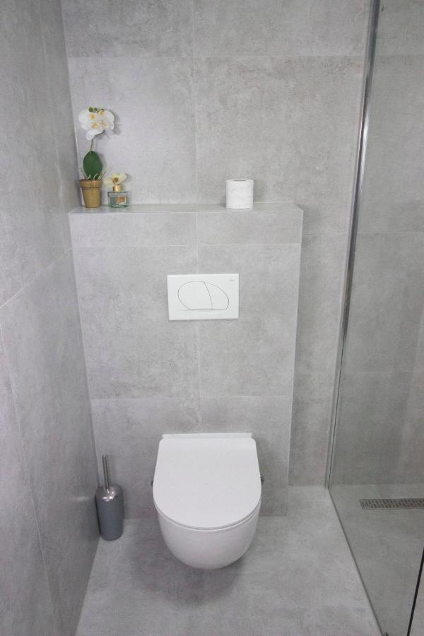 Jacuzzi Sauna Selfcheckin Mystic Mostar Buitenkant foto