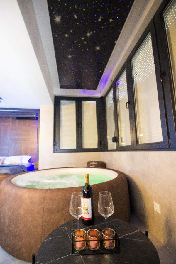 Jacuzzi Sauna Selfcheckin Mystic Mostar Buitenkant foto